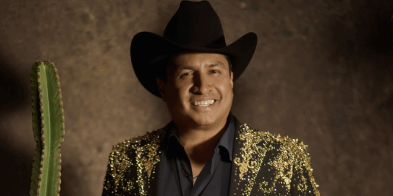 Julión Álvarez honored with 2025 American Music Awards nomination after historic return to the U.S. – Nevarez Communications