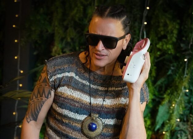 Elvis Crespo (1) (1)